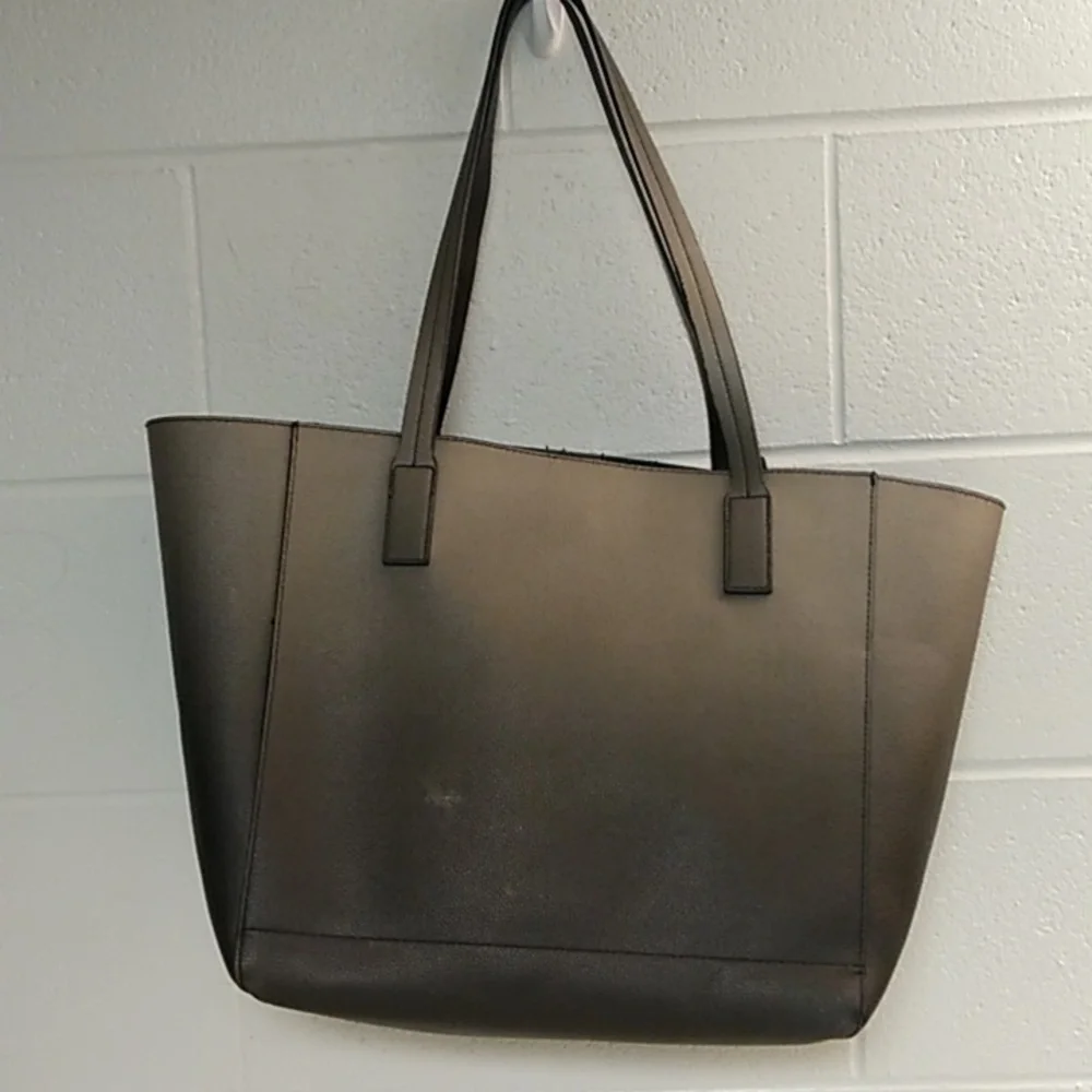 Everyday Black Leather Tote Bag with Shoulder Straps